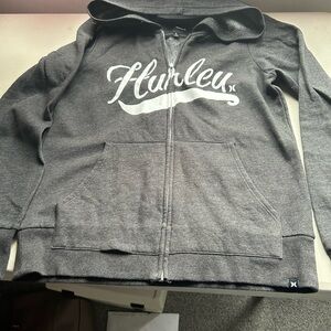 Hurley Hoody Says size L but that must be a child’s size.